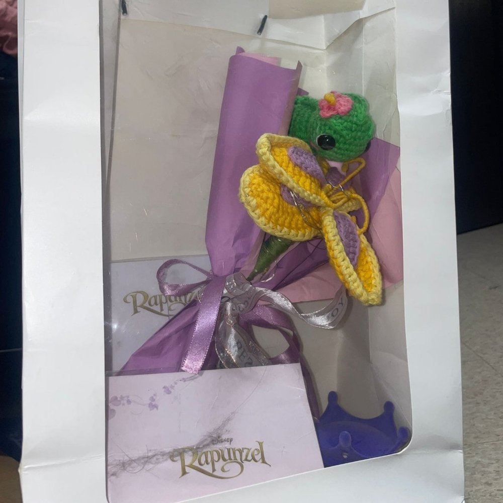 Tangled bouquet with Ring and Necklace